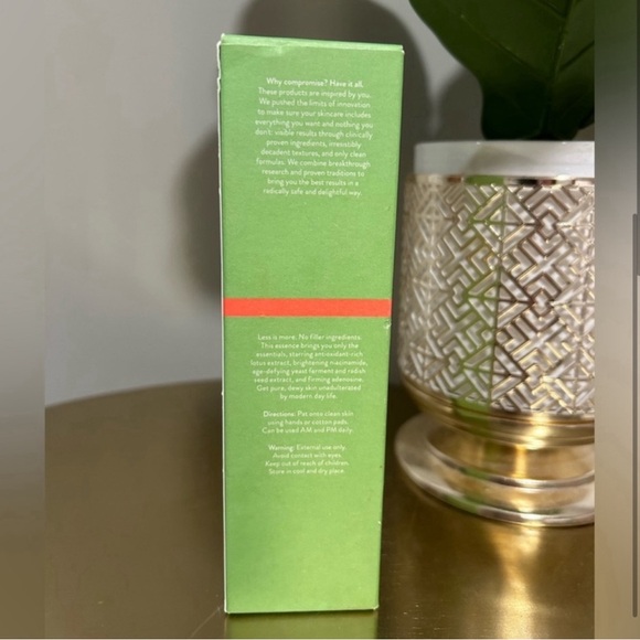 Peach and Lily Wild Dew Treatment Essence Lotus + Bamboo Scent, NWT, NIB. - Picture 3 of 4